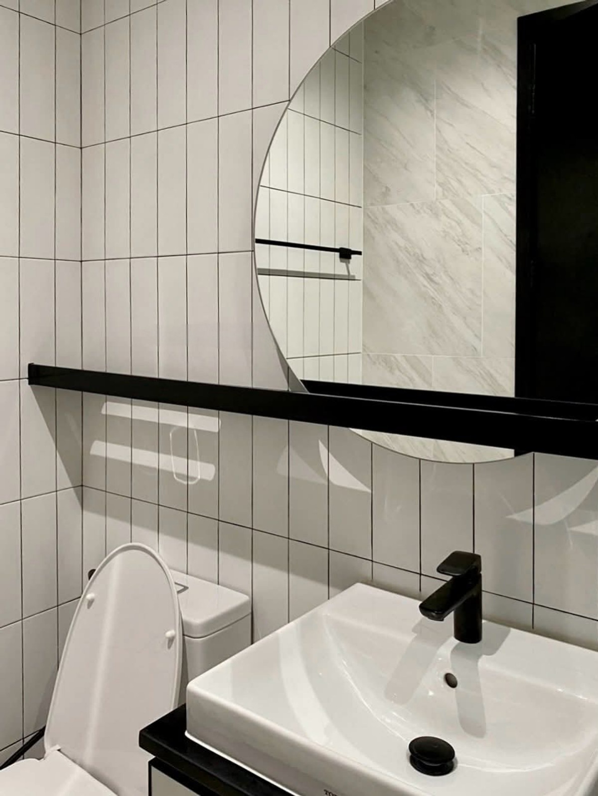 For SaleCondoWongwianyai, Charoennakor : Chapter Charoennakhon Riverside / 2 Bedrooms (SALE WITH TENENT), Chapter Charoennakhon - Riverside / 2 bedrooms (sale with tenant) PT030