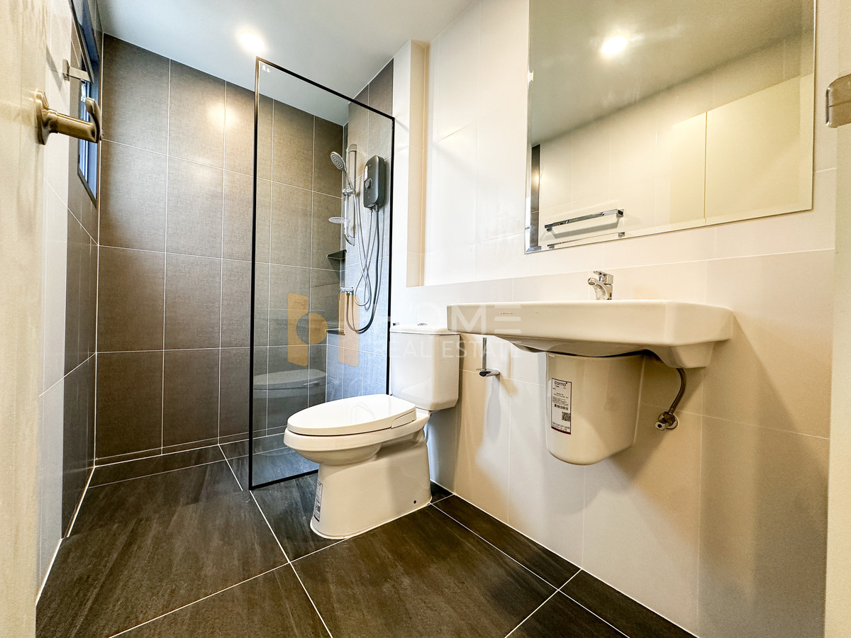 ให้เช่าบ้านบางนา แบริ่ง ลาซาล : เซนโทร บางนา เฟส 2 / 4 ห้องนอน (เช่า), Centro Bangna phase 2/ 4 Bedrooms (FOR RENT) YOK016