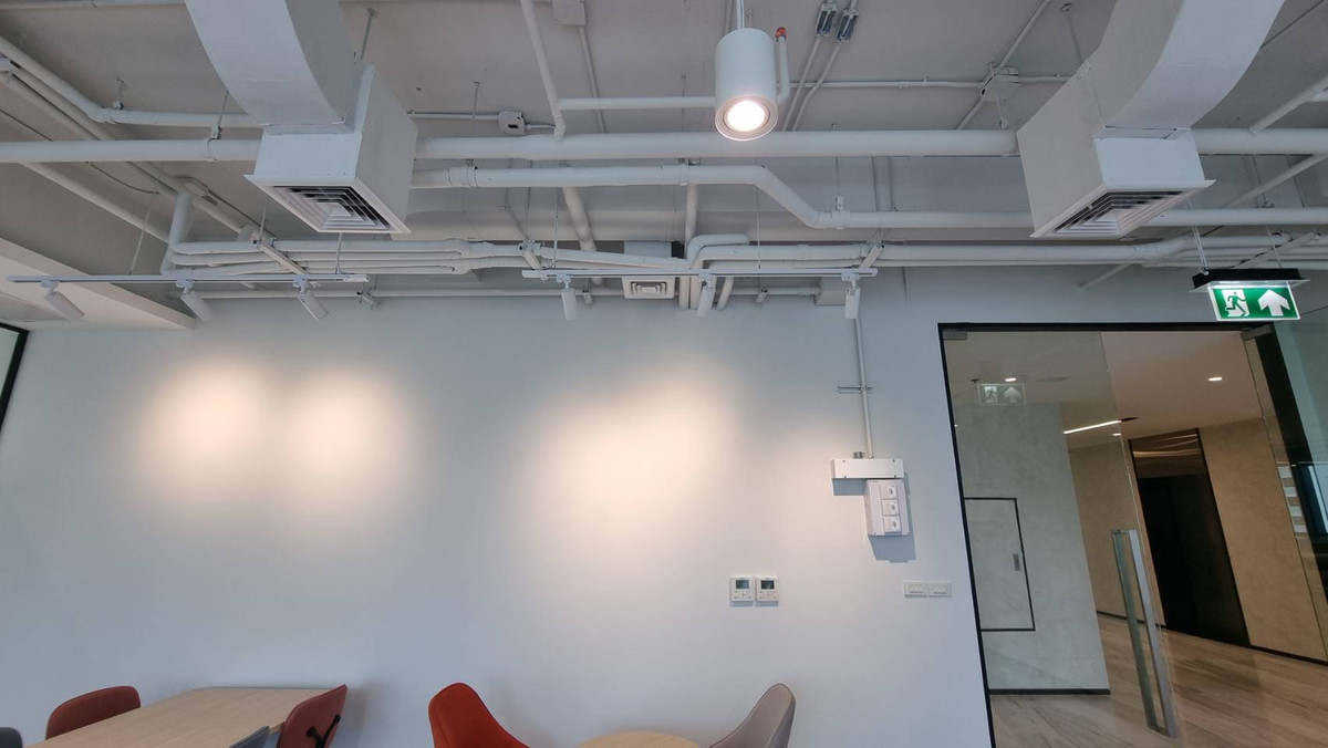 For RentOfficeRama9, Petchburi, RCA : Office for Rent (Fully decorated with furniture) – Rama 9 Area | Near MRT Rama 9