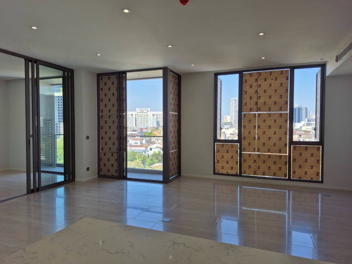 For SaleCondoSathorn, Narathiwat : ADLER Chan Road Luxury Low-Density Condo Special Price in Sathorn CBD