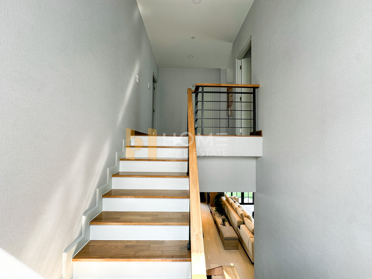 ให้เช่าบ้านบางนา แบริ่ง ลาซาล : เซนโทร บางนา เฟส 2 / 4 ห้องนอน (เช่า), Centro Bangna phase 2/ 4 Bedrooms (FOR RENT) YOK016