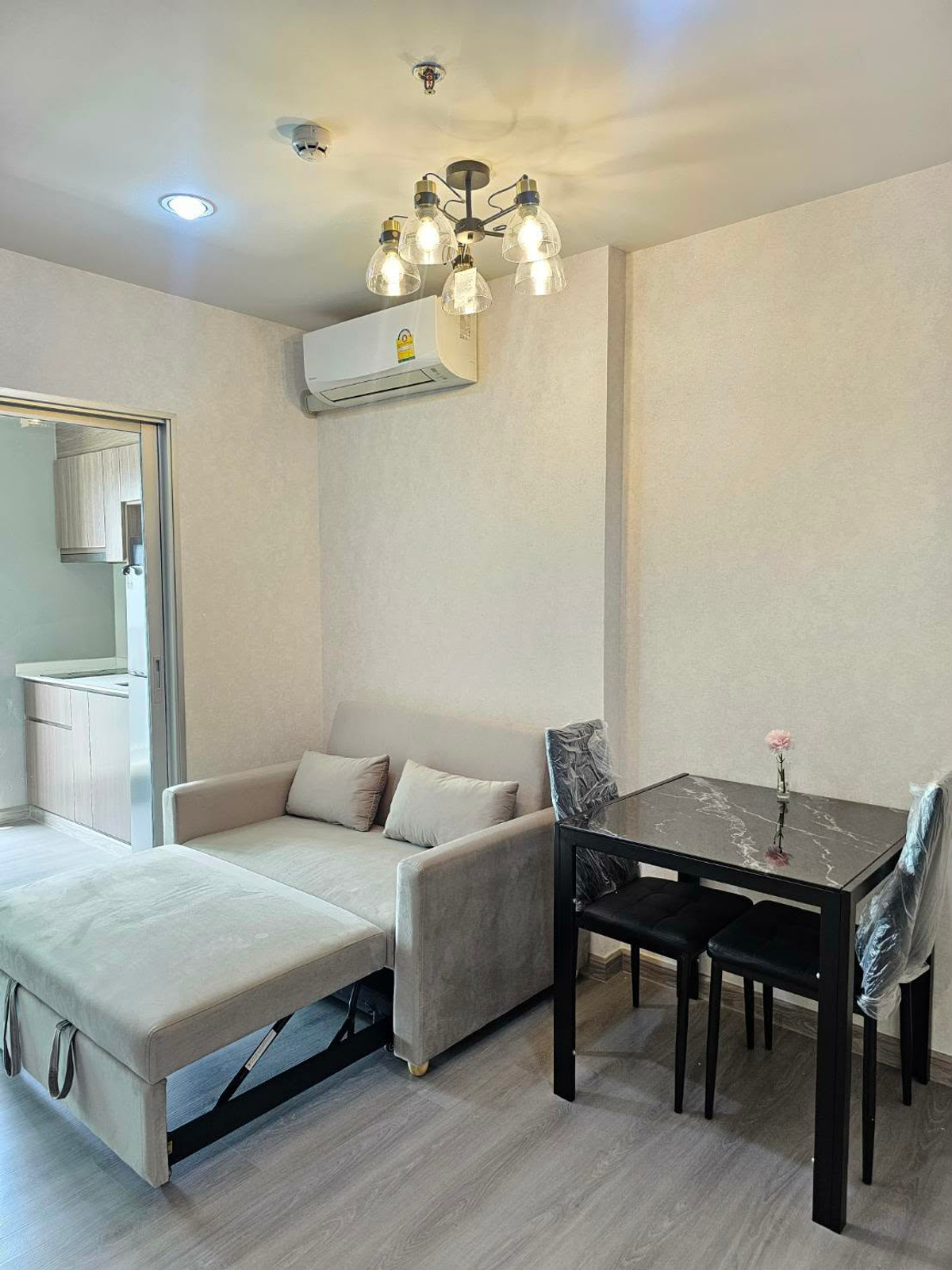 ให้เช่าคอนโดปิ่นเกล้า จรัญสนิทวงศ์ : ⭐️ The Parkland Charan - Pinklao ⭐️ 1 ห้องนอน ขนาด 35 ตรม. ห้องตกแต่งอย่างดี มีเฟอร์ฯและเครื่องใช้ไฟฟ้าครบ