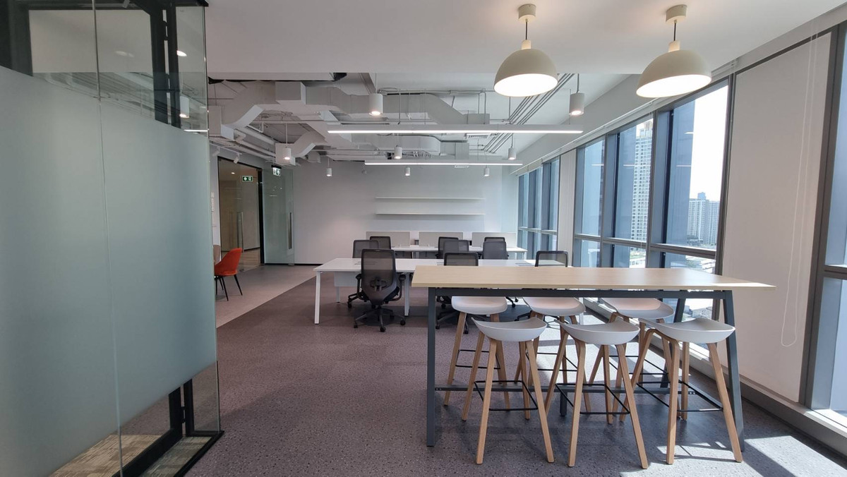 For RentOfficeRama9, Petchburi, RCA : Office for Rent (Fully decorated with furniture) – Rama 9 Area | Near MRT Rama 9