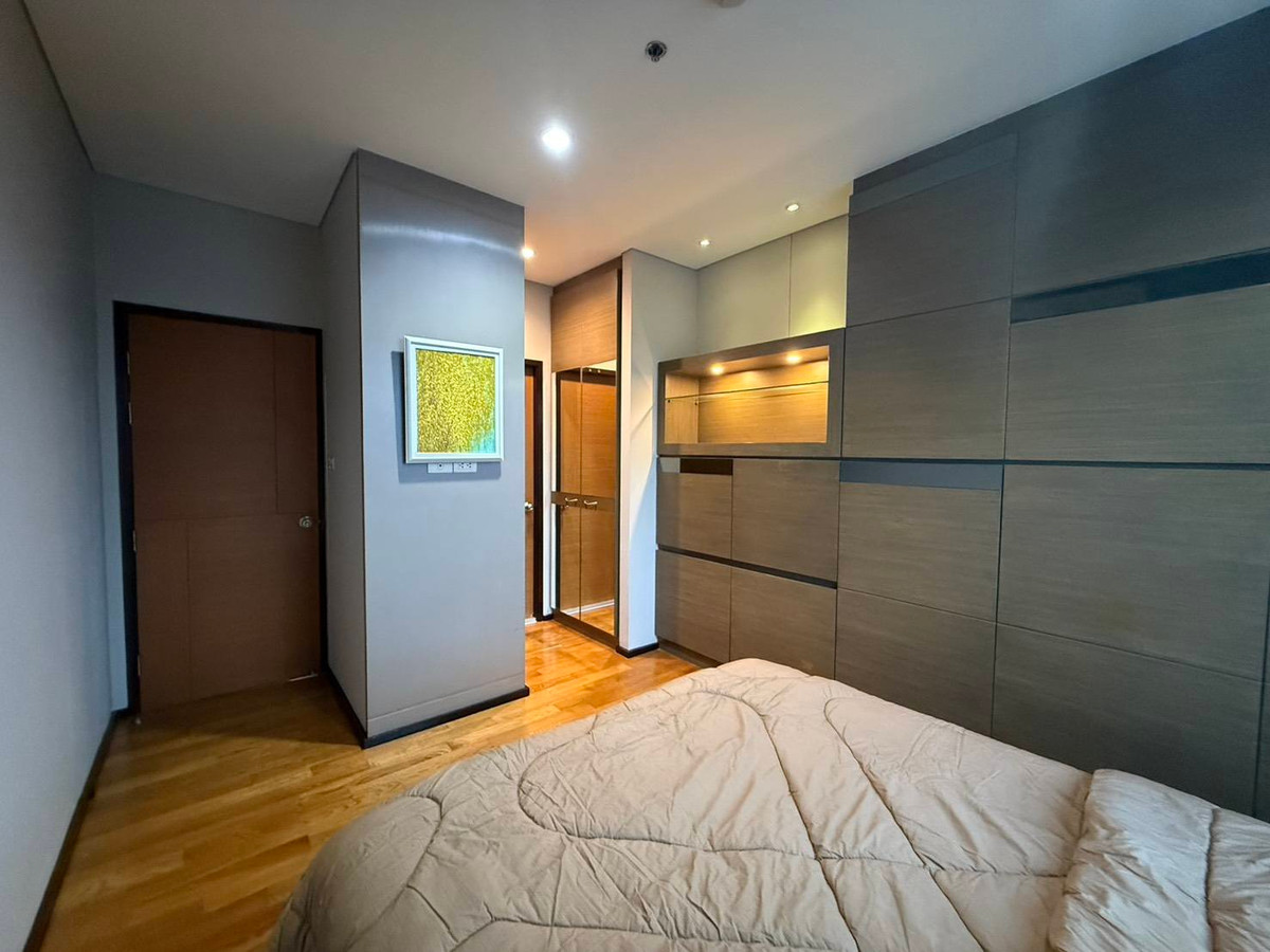 For RentCondoWongwianyai, Charoennakor : 🔥Beautiful room, good view, Villa Sathorn 2bedroom 2bathroom 🚗 Fixed parking, high floor, fully furnished, ready to move in, next to BTS Krung Thonburi 0 meters  