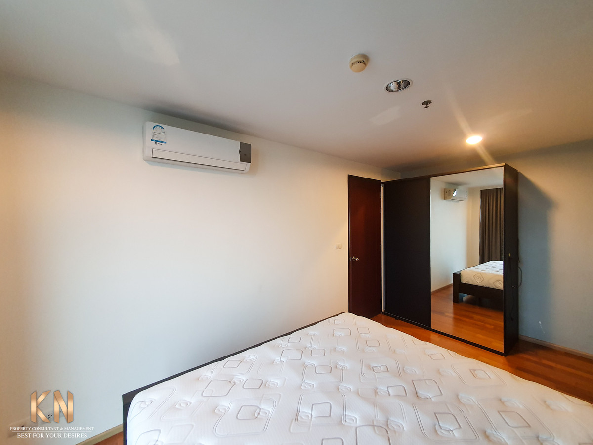 For SaleCondoLadprao, Central Ladprao : Square meters, less than a hundred thousand, size 45.68 sq m., only 3.25 million baht.