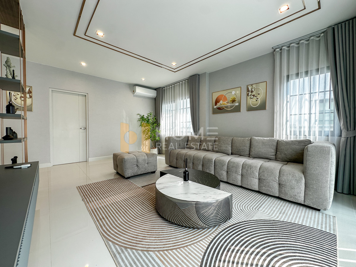 ให้เช่าบ้านบางนา แบริ่ง ลาซาล : เซนโทร บางนา / 4 ห้องนอน (เช่า), Centro Bangna / 4 Bedrooms (FOR RENT) YOK017