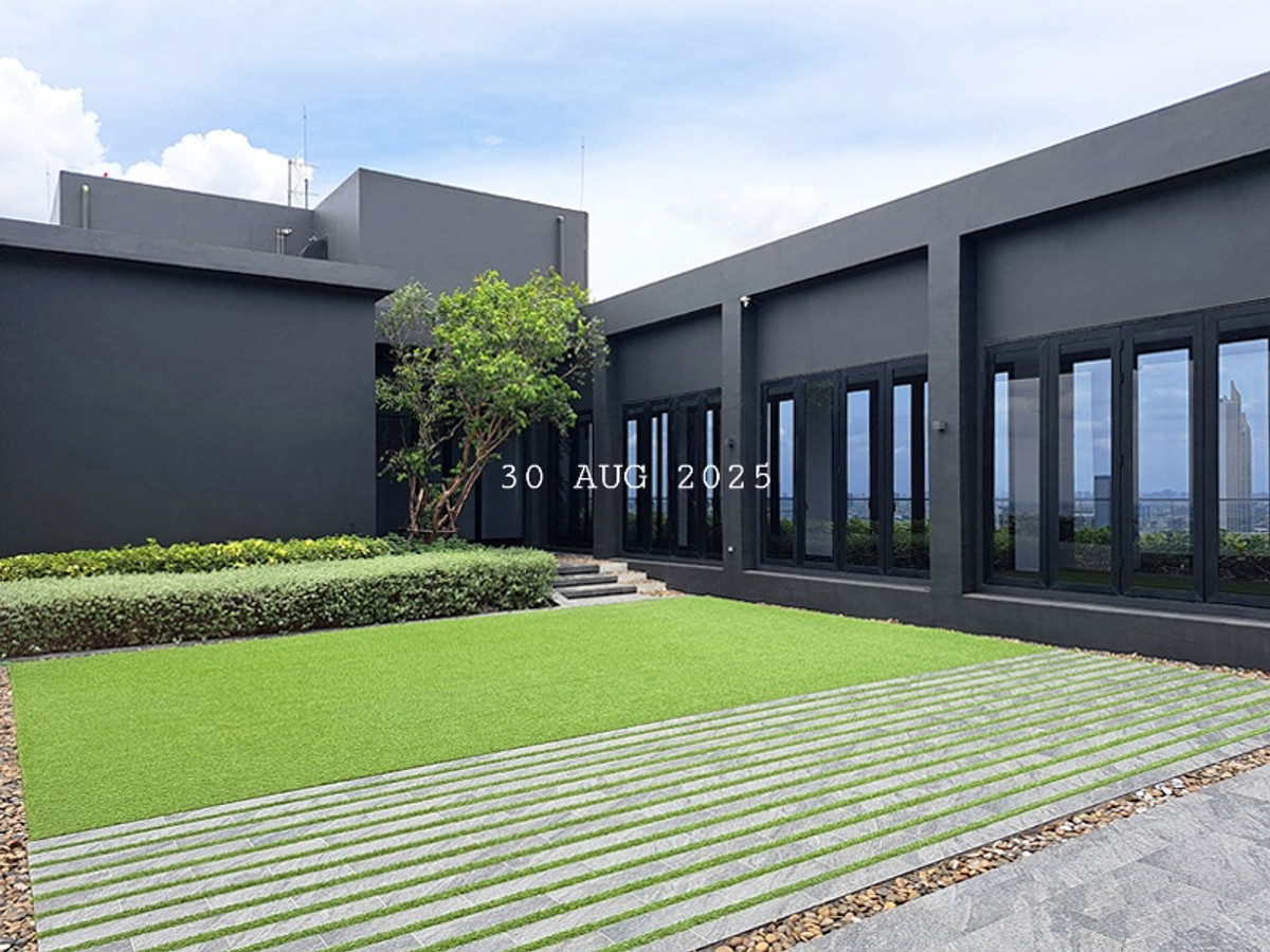 CondoWongwianyai, Charoennakor : Rent / Sell Chapter Charoennakhon (large room 40 sq m. Studio Plus+) Chapter Charoennakhon