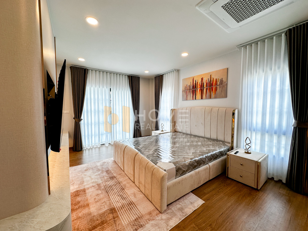 ให้เช่าบ้านบางนา แบริ่ง ลาซาล : เซนโทร บางนา เฟส 2 / 4 ห้องนอน (เช่า), Centro Bangna phase 2/ 4 Bedrooms (FOR RENT) YOK016