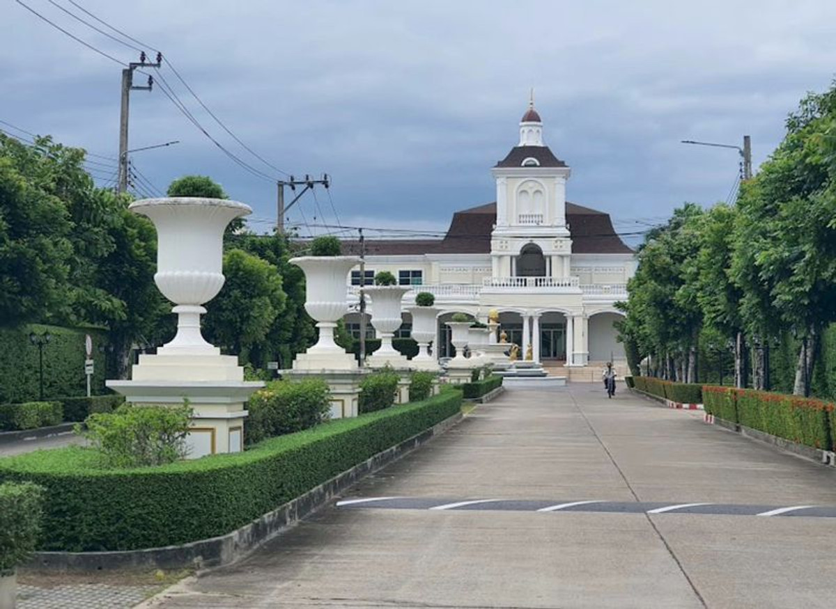 ขายบ้านพุทธมณฑล ศาลายา : ขายบ้านเดี่ยว 2 ชั้น หมู่บ้าน The City ปิ่นเกล้า - สาย 2 เนื้อที่ 102 ตารางวา 3 ห้องนอน ถนนบรมราชชนนี แขวงศาลาธรรมสพน์ เขตทวีวัฒนา กรุงเทพมหานคร