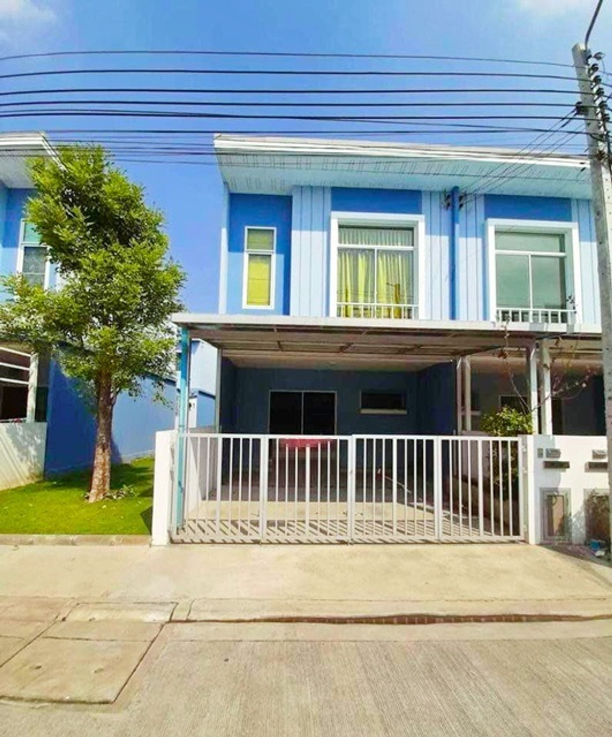 For RentTownhomeRattanathibet, Sanambinna : BangBua Thong Hospital 380m. Chaiyapruk Rd. Central Westgate 3km. for sale or rent 2 story corner