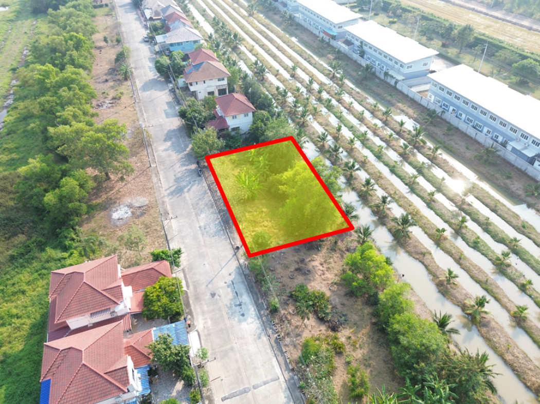 ขายที่ดินปทุมธานี รังสิต ธรรมศาสตร์ : ขาย ที่ดิน หมู่บ้านเทพธารินทร์ ธัญบุรี 156 ตรว ใกล้ถ.รังสิต-นครนายก แค่ 1.2 กม. KK