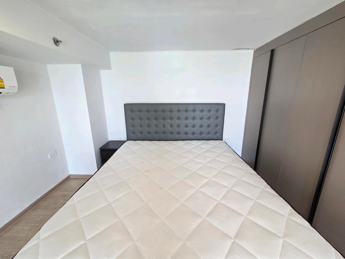 For RentCondoRama9, Petchburi, RCA : Condo for rent Ideo New Rama 9