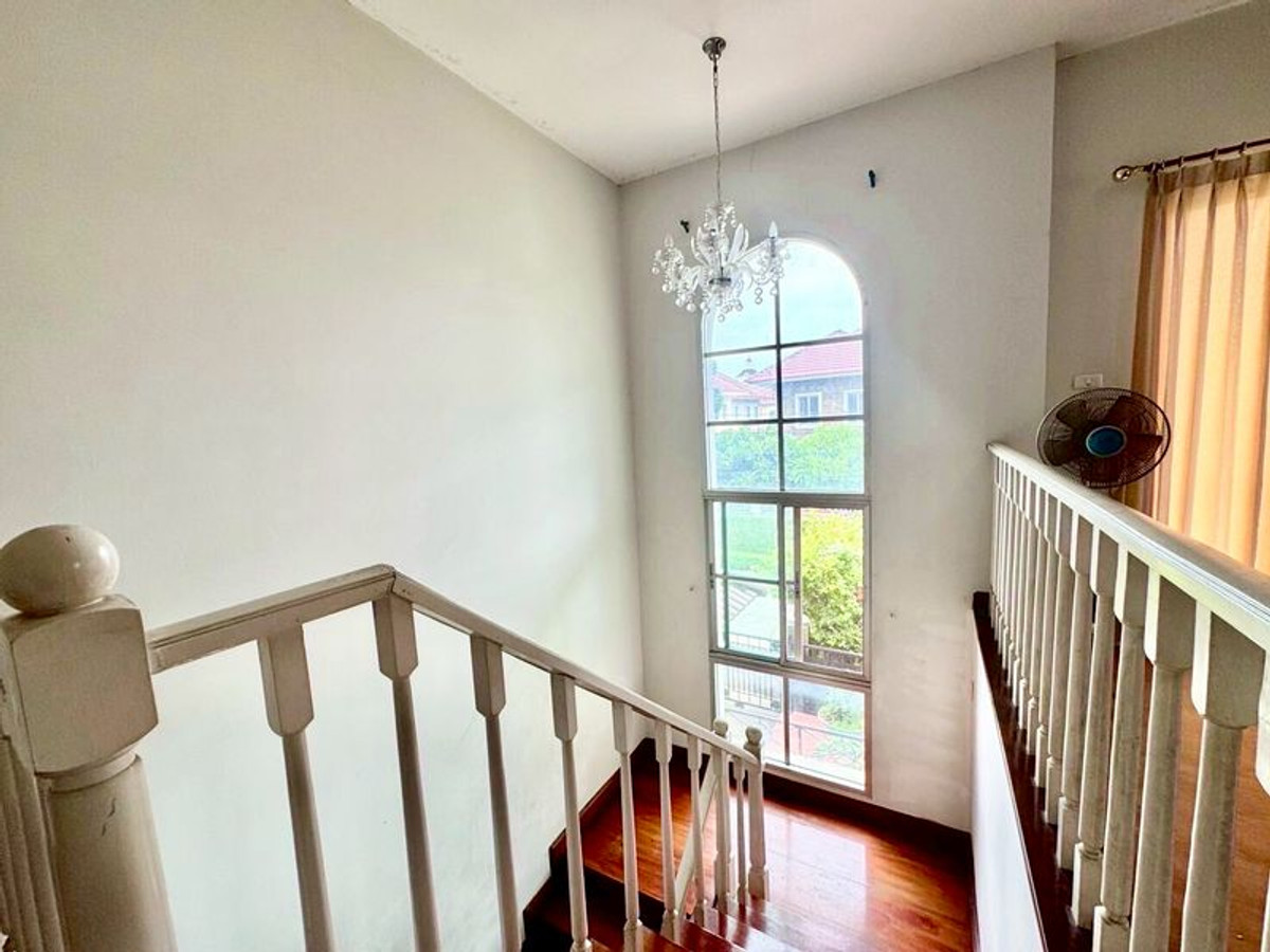 ขายบ้านพุทธมณฑล ศาลายา : ขายบ้านเดี่ยว 2 ชั้น หมู่บ้าน The City ปิ่นเกล้า - สาย 2 เนื้อที่ 102 ตารางวา 3 ห้องนอน ถนนบรมราชชนนี แขวงศาลาธรรมสพน์ เขตทวีวัฒนา กรุงเทพมหานคร