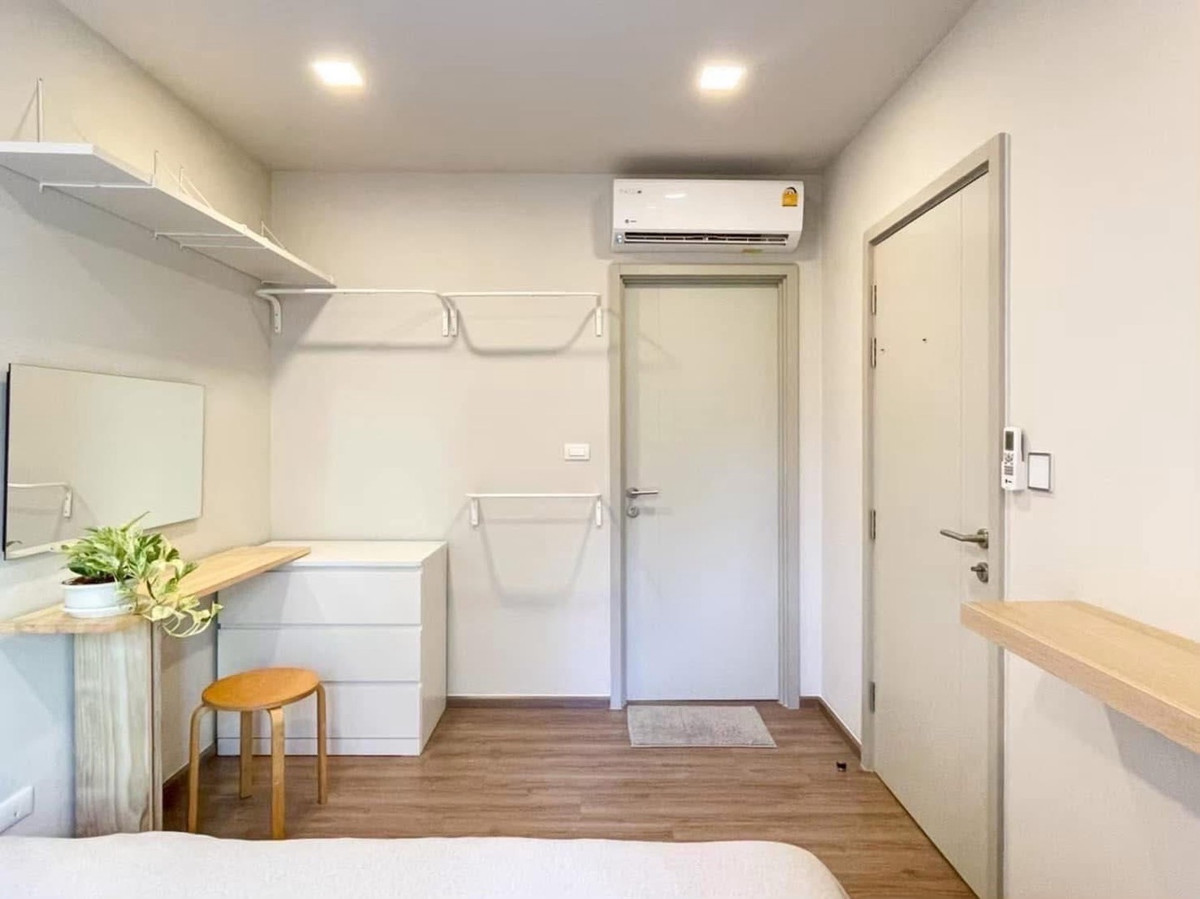 For RentCondoOnnut, Udomsuk : For rent, The base sukhumvit 50, 2nd floor, size 32 sq m., price 15,000 baht, near BTS On Nut.