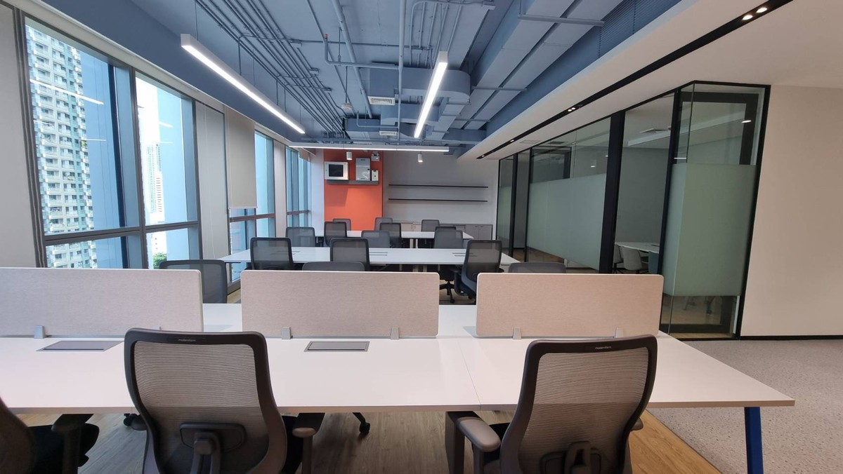 For RentOfficeRama9, Petchburi, RCA : Office for Rent (Fully decorated with furniture) – Rama 9 Area | Near MRT Rama 9