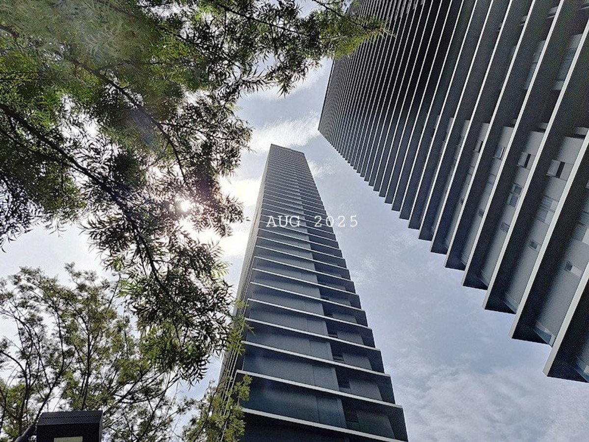 CondoWongwianyai, Charoennakor : Rent / Sell Chapter Charoennakhon (large room 40 sq m. Studio Plus+) Chapter Charoennakhon