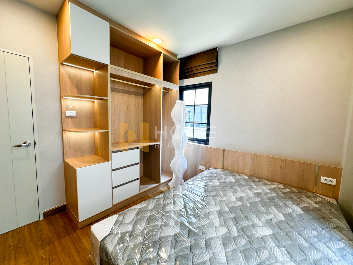 ให้เช่าบ้านบางนา แบริ่ง ลาซาล : เซนโทร บางนา เฟส 2 / 4 ห้องนอน (เช่า), Centro Bangna phase 2/ 4 Bedrooms (FOR RENT) YOK016