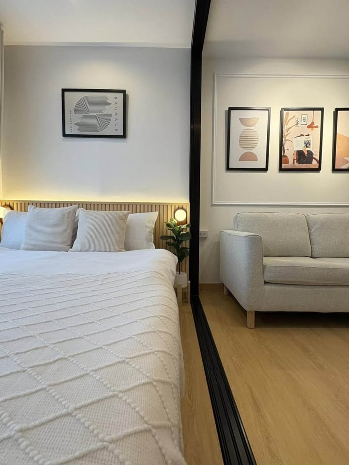 ให้เช่าคอนโดท่าพระ ตลาดพลู วุฒากาศ : ⭐️ Ideo Sathorn - Thapra ⭐️ ห้องสวย ตกแต่งรีโนเวทใหม่ มีเครื่องใช้ไฟฟ้าครบพร้อมเข้าอยู่