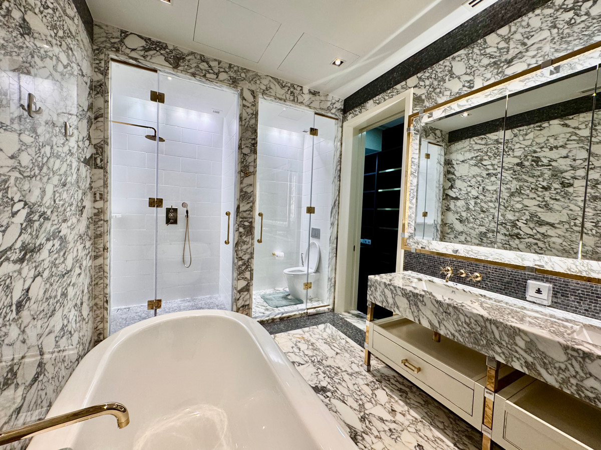 For SaleCondoSathorn, Narathiwat : The Ritz Carlton Residence “Ultra-Luxury Living Above Bangkok’s Skyline” 4Bed5Bath 273sqm high floor 40+ 150MB Call 0635925888