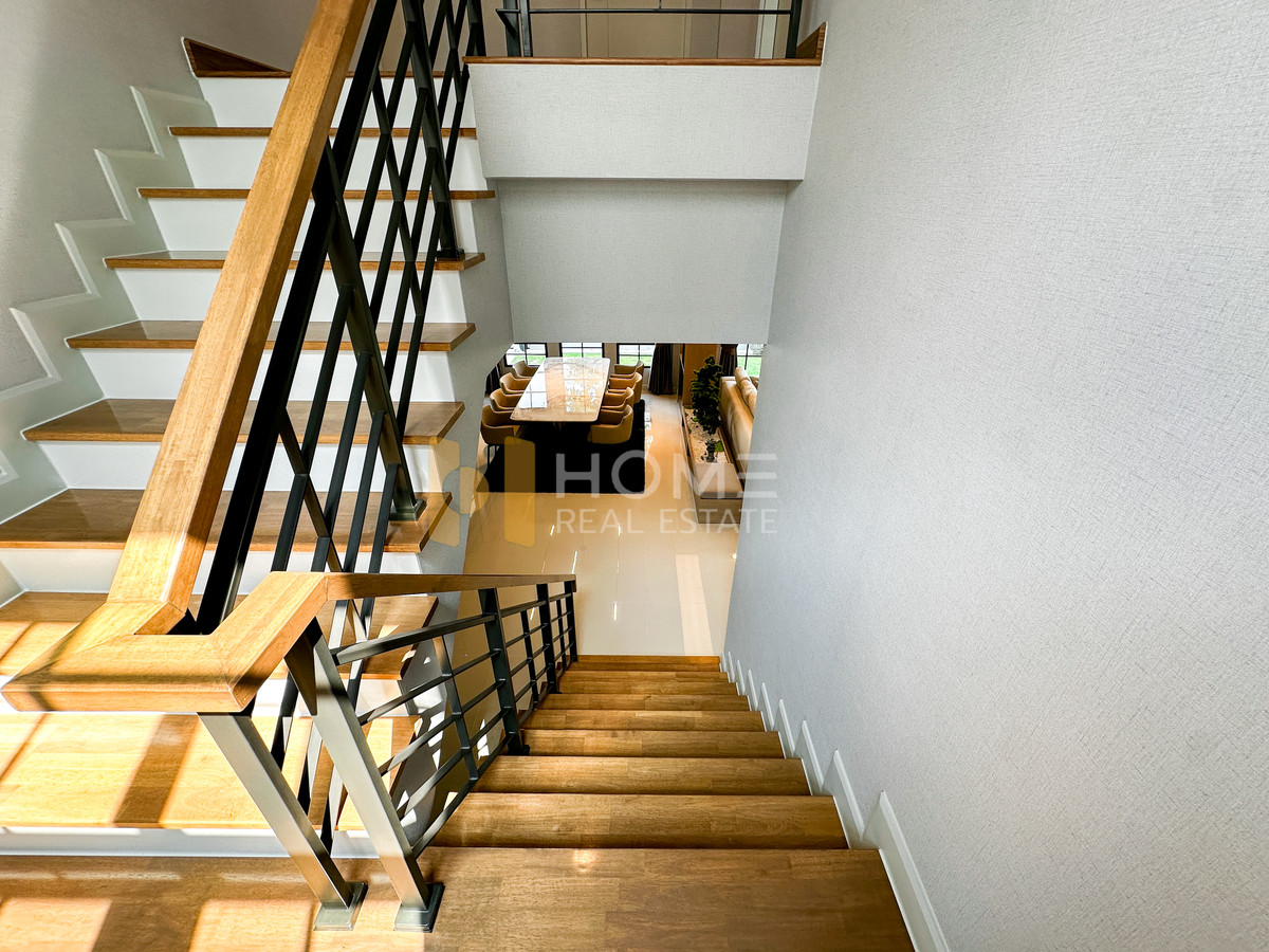 ให้เช่าบ้านบางนา แบริ่ง ลาซาล : เซนโทร บางนา เฟส 2 / 4 ห้องนอน (เช่า), Centro Bangna phase 2/ 4 Bedrooms (FOR RENT) YOK016