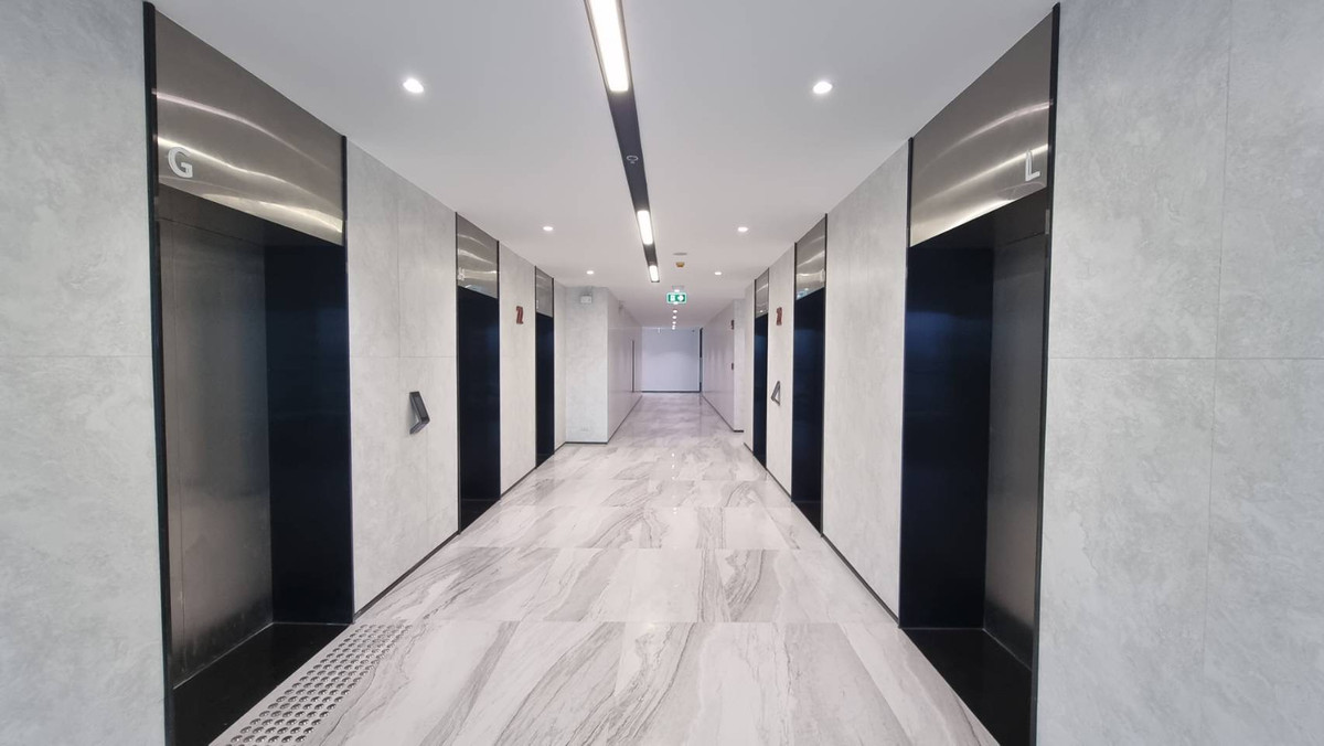 For RentOfficeRama9, Petchburi, RCA : Office for Rent – Rama 9 Area Corner Unit | Near MRT Rama 9