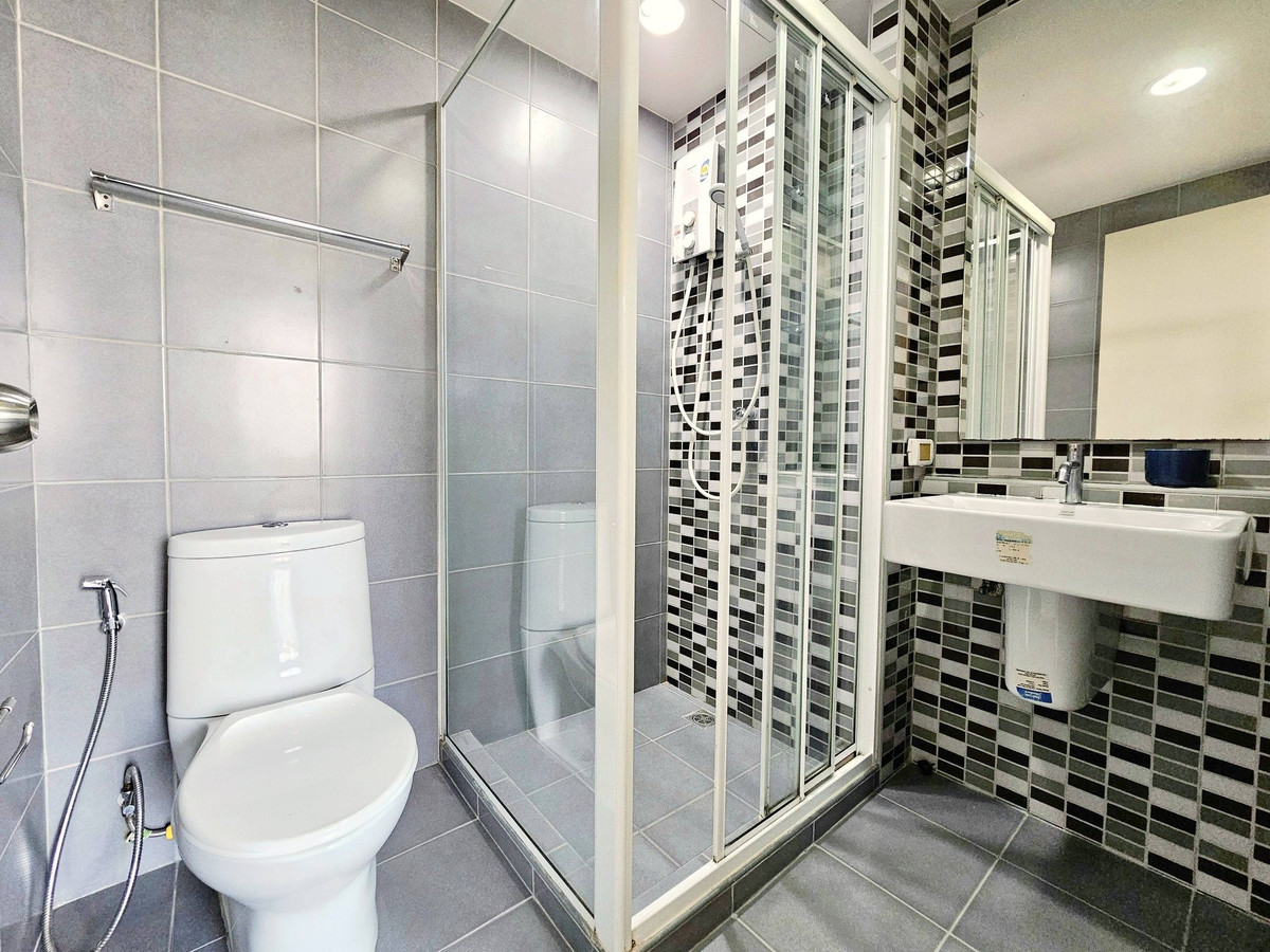 For RentCondoRamkhamhaeng, Hua Mak : For rent, D Condo Ramkhamhaeng 9, D Condo Ramkhamhaeng, 1 bedroom, 1 bathroom.