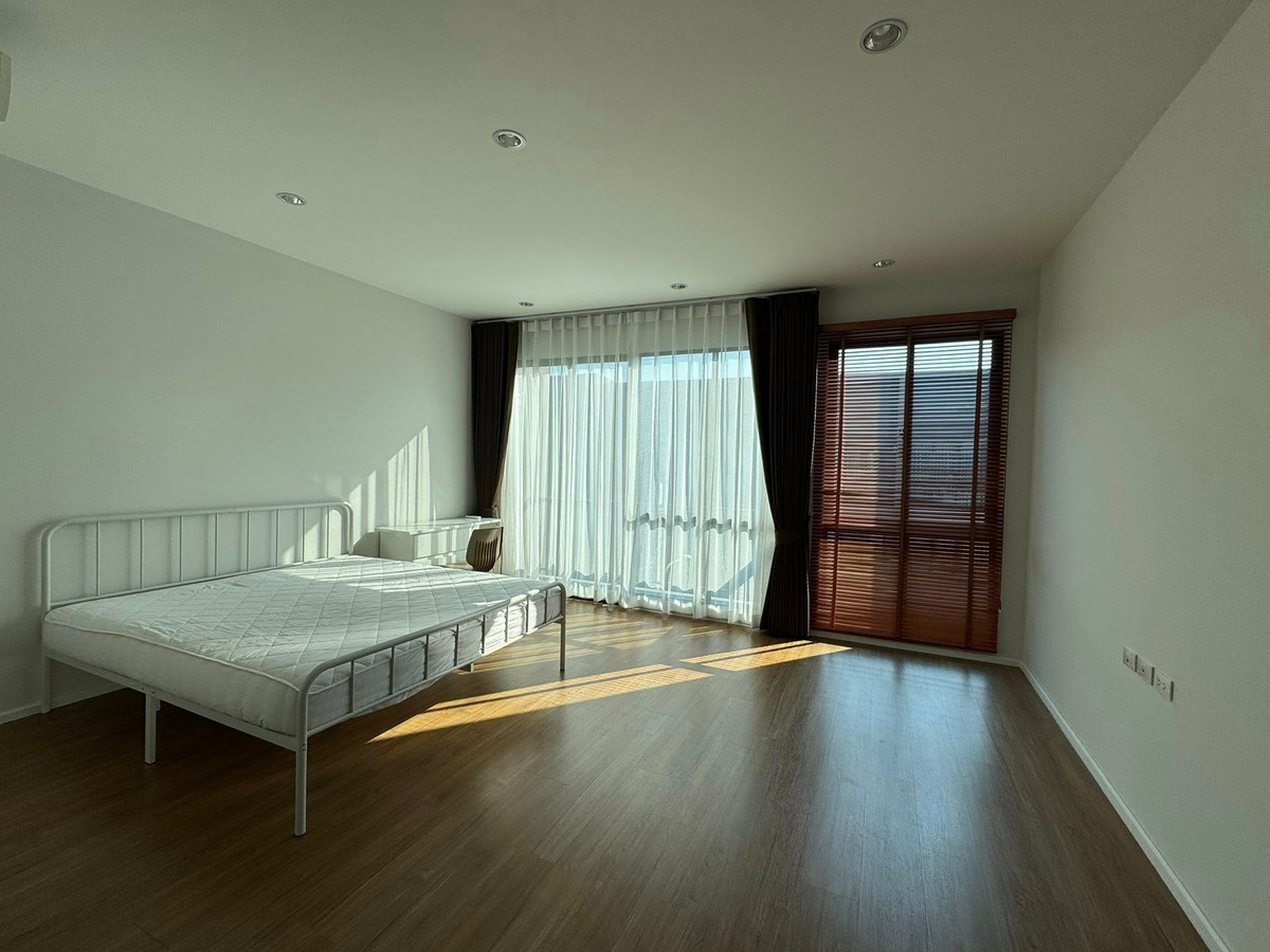 For RentTownhomeMin Buri, Romklao : P-2957 For rent! Townhome Baan Klang Muang Rama 9-Krungthep Kreetha, ready to move in.