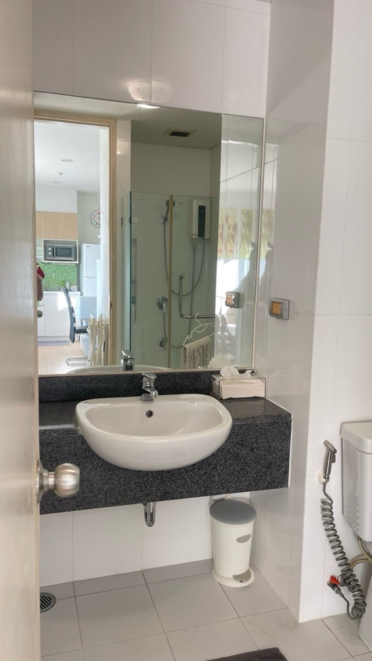 For SaleCondoBangna, Bearing, Lasalle : For sale: The Parkland Srinakarin lakeside (The Parkland Srinakarin Lakeside)  🛏️ 1 bedroom 🛁 1 bathroom 🛋️ 1 living room, size 36 sq m. Building 1, 18th floor 🌅 City view ✨ Price 1,700,000 baht ✨