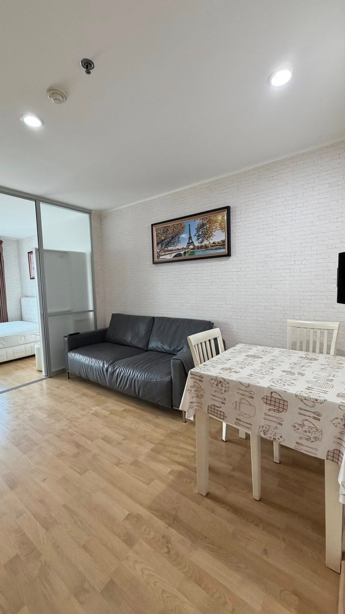 ให้เช่าคอนโดสะพานควาย จตุจักร : "ปล่อยเช่าคอนโด ยูดีไลท์จตุจักร ใกล้ MRT จตุจักร &MRT หมอชิต พร้อมเฟอร์นิเจอร์และเครื่องใช้ไฟฟ้าครบคัน U Delight @ Jatujak Station