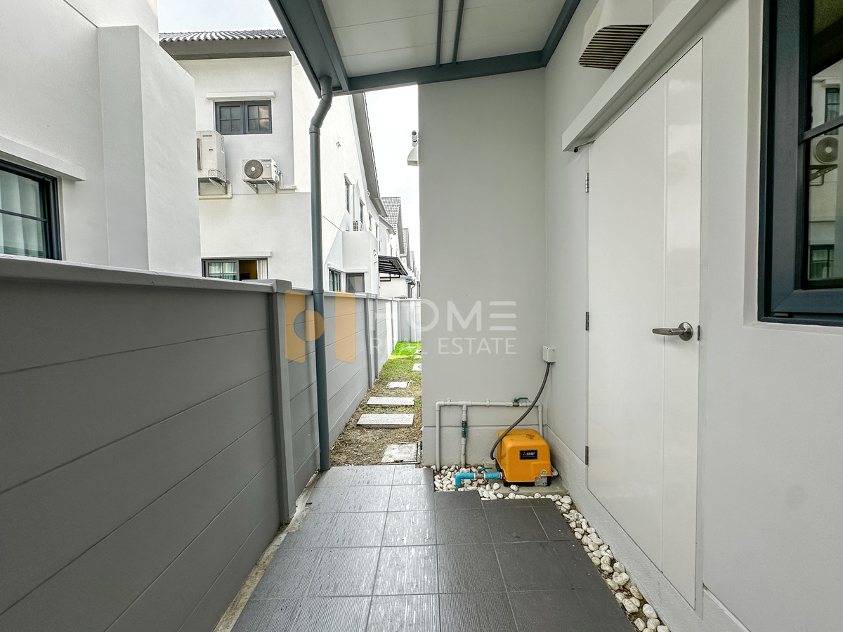 ให้เช่าบ้านบางนา แบริ่ง ลาซาล : เซนโทร บางนา / 4 ห้องนอน (เช่า), Centro Bangna / 4 Bedrooms (FOR RENT) YOK017