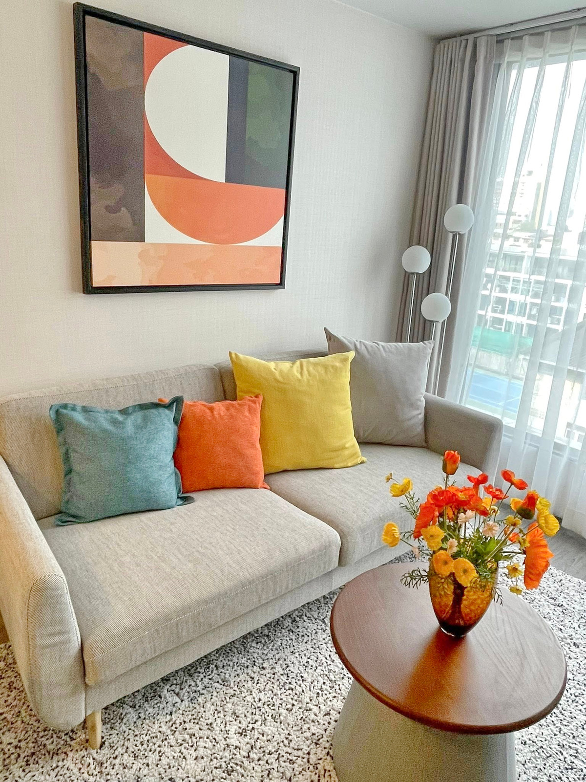 ให้เช่าคอนโดสุขุมวิท อโศก ทองหล่อ : ให้เช่า 2 ห้องนอน ชั้น 7 ไอดิโอ โมบิ สุขุมวิท 40 ใกล้บีทีเอส เอกมัย 