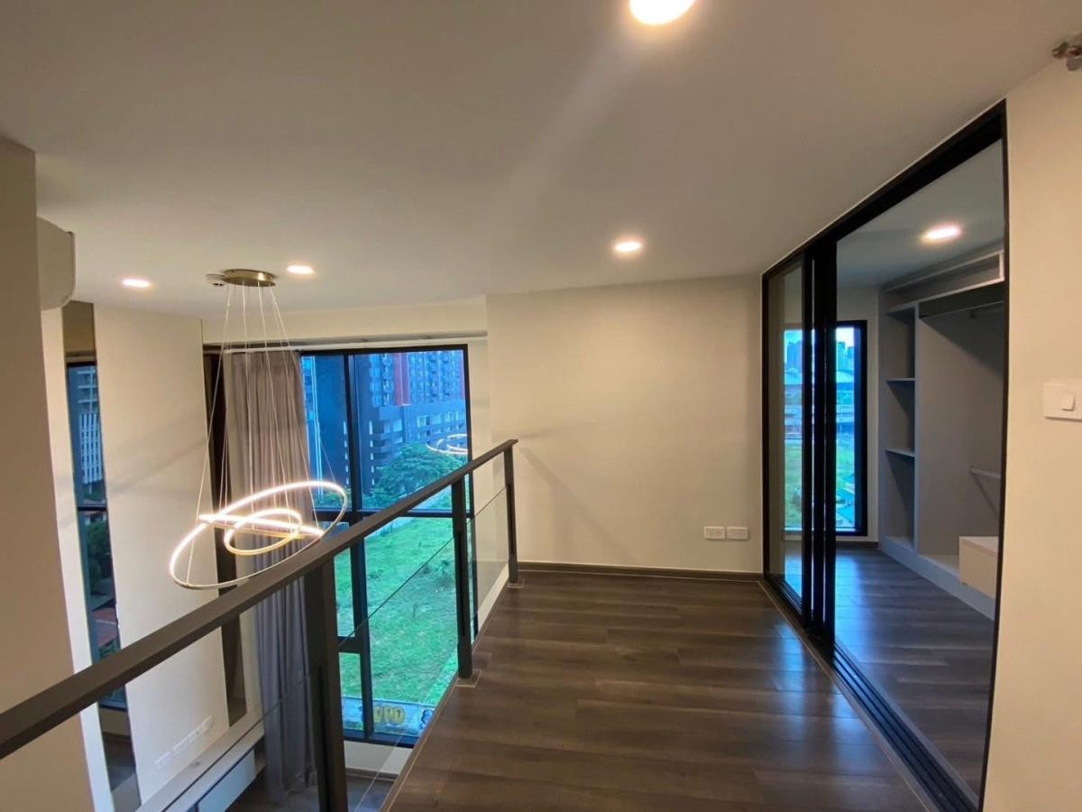 For SaleCondoRama9, Petchburi, RCA : 🏢 Knightsbridge Space Rama 9 | 2 Bedrooms, High Ceiling, City View  7.5 Mb. (Free transfer) 📞 065-626-5636 (Kie)