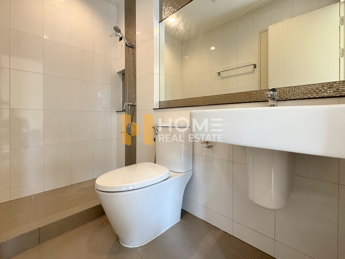 ขายทาวน์โฮมพัฒนาการ ศรีนครินทร์ : ขายด่วน ราคาดีสุดในโครงการ บนที่ดินใหญ่ 28 ตารางวา  🔥 ไอเจ้นท์ พรีเมียม ทาวน์โฮม พัฒนาการ / 3 ห้องนอน (ขาย), Eigen Premium Townhome Pattanakarn / 3 Bedrooms (FOR SALE) FON263