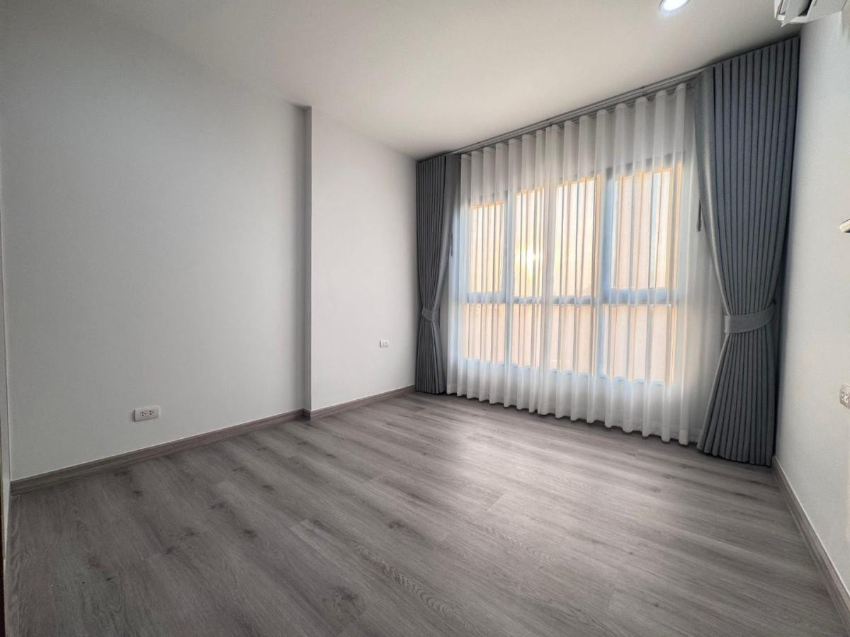 ขายคอนโดวงเวียนใหญ่ เจริญนคร : 🏢 คอนโด Teal Sathorn-Taksin | 2 นอน ห้องมุม รีโนเวทใหม่ ราคาขาย 6.9 ล้านบาท 📞: 065-626-5636 (คุณกี้)