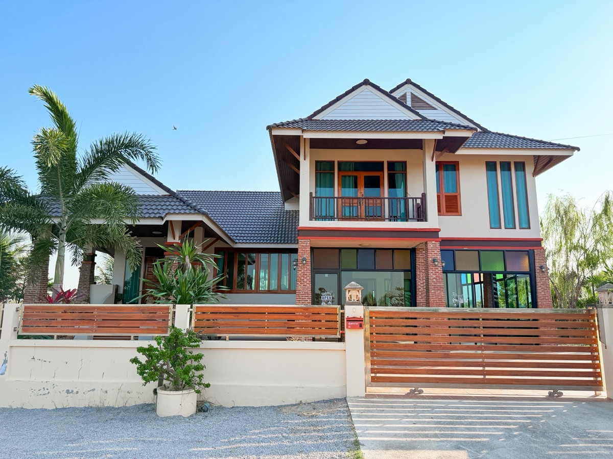 ขายบ้านชะอำ เพชรบุรี : บ้านพร้อมที่ดิน 248 ตร.ว วิวเขาตาจีน-ชะอำ