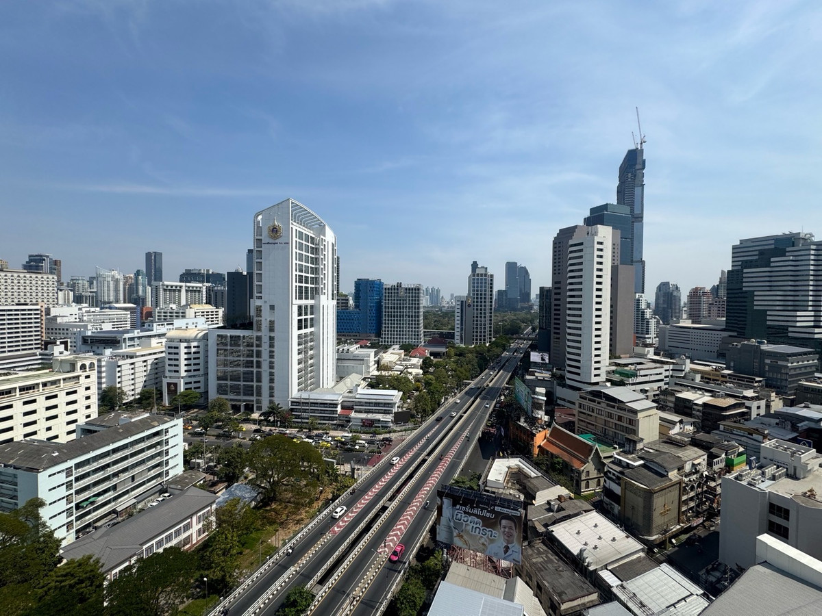 ขายคอนโดสยาม จุฬา สามย่าน : 🏙 For Sale: Culture Chula2 Bed, 1 Bath Size 56 sq.m.Closed kitchen Phat: 064-642-8664Nui: 094-624-2014