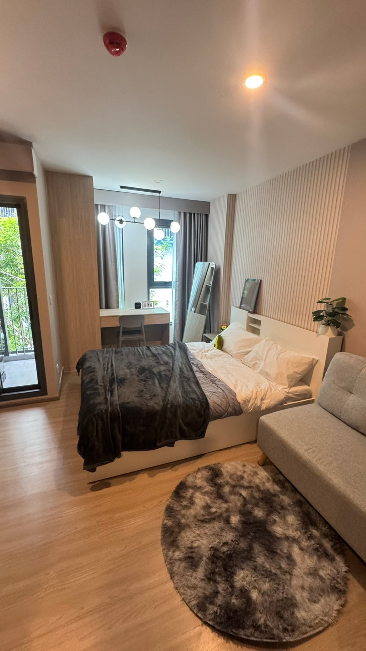 ให้เช่าคอนโดเกษตรศาสตร์ รัชโยธิน : 🔥🔥ให้เช่าคอนโด Aspire รัชโยธิน (คอนโดใหม่) ใกล้ BTS รัชโยธิน เพียง 350 เมตร (เดินประมาณ 4 นาที) มี รถรับ–ส่งไปกลับ BTS ตลอด 24 ชั่วโมง