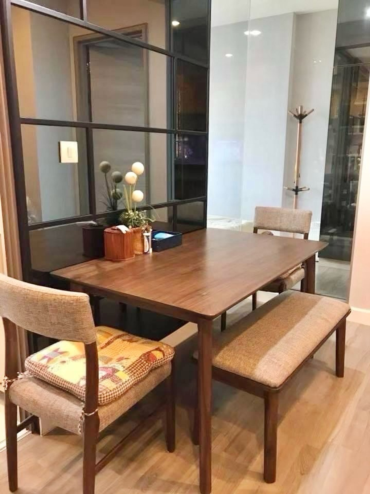 ให้เช่าคอนโดสยาม จุฬา สามย่าน : 📍 โครงการ : The Room Rama 4 (เดอะ รูม พระราม 4)🚝 ใกล้ : MRT หัวลำโพง / MRT สามย่าน / ม. จุฬาฯ💵 ราคาเช่า : 28,000 บาท / เดือน