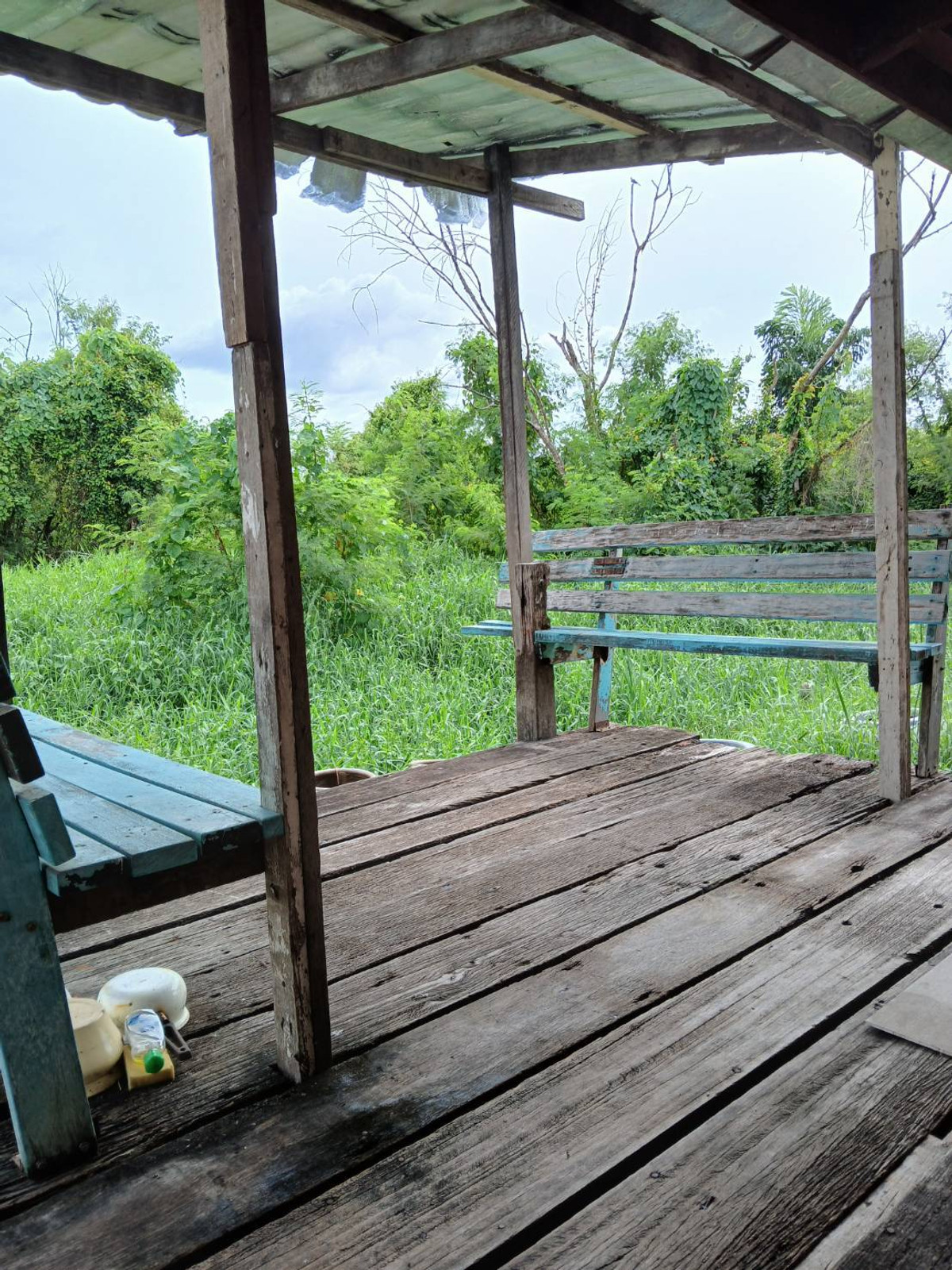 ขายบ้านนครปฐม : บ้านไม้เก่า ติดถนนเหมาะค้าขาย,ร้านอาหาร,ร้านคาเฟ่ ใกล้พุทธมณฑลสาย 7 