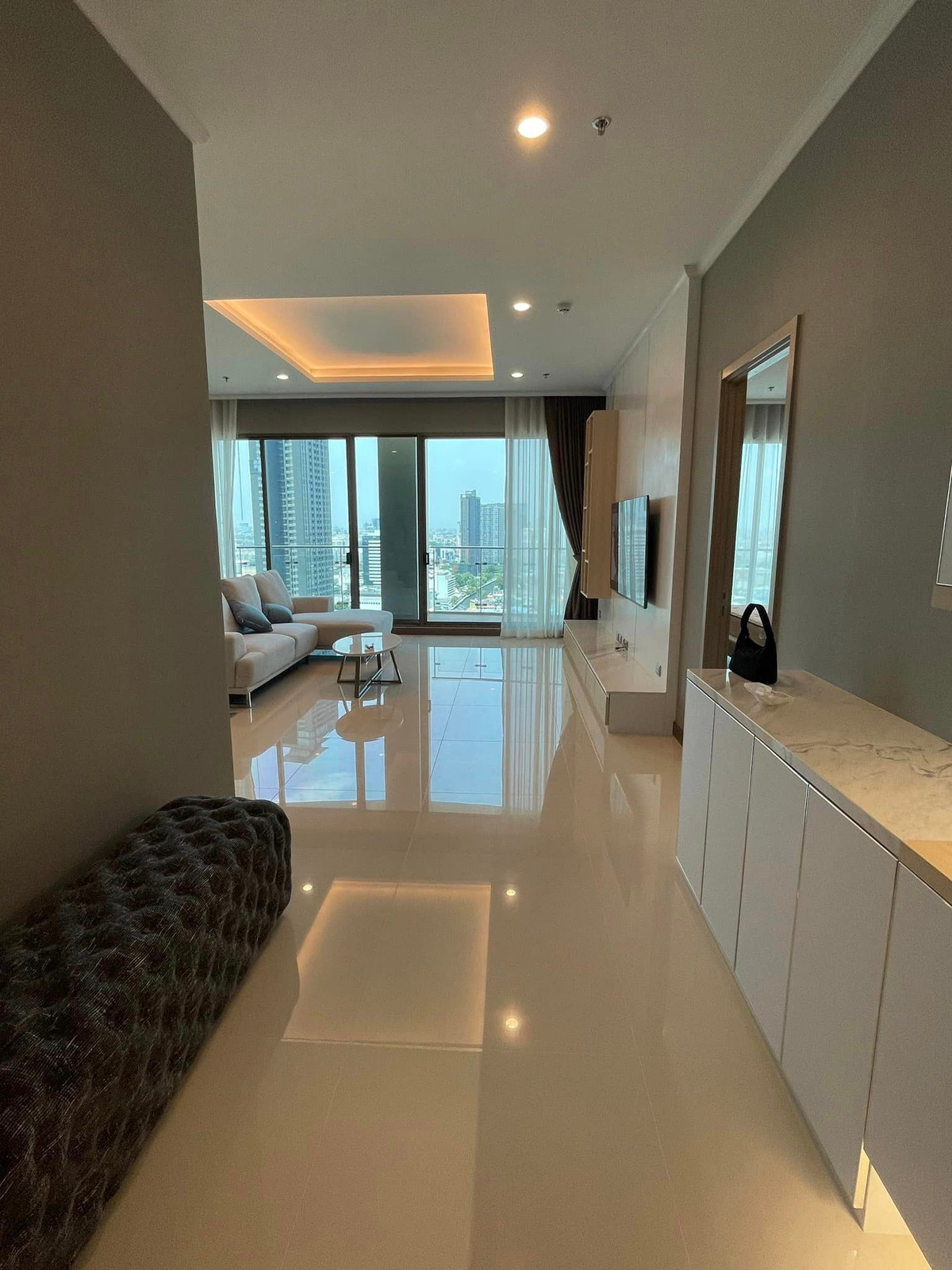 ให้เช่าคอนโดสุขุมวิท อโศก ทองหล่อ : PFD-07911 ให้เช่า Supalai Oriental Sukhumvit 39 ใกล้ BTS พร้อมพงษ์ 3 นอน 145 ตรม. ชั้นสูง วิวสวย