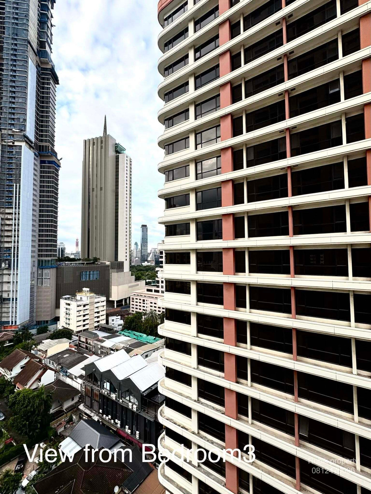 For RentCondoSilom, Saladaeng, Bangrak : For Rent ✨ Very new room‼️ Completely renovated unit 2026, never rented. All new furniture and appliances. You can move in immediately with Turn-Key.