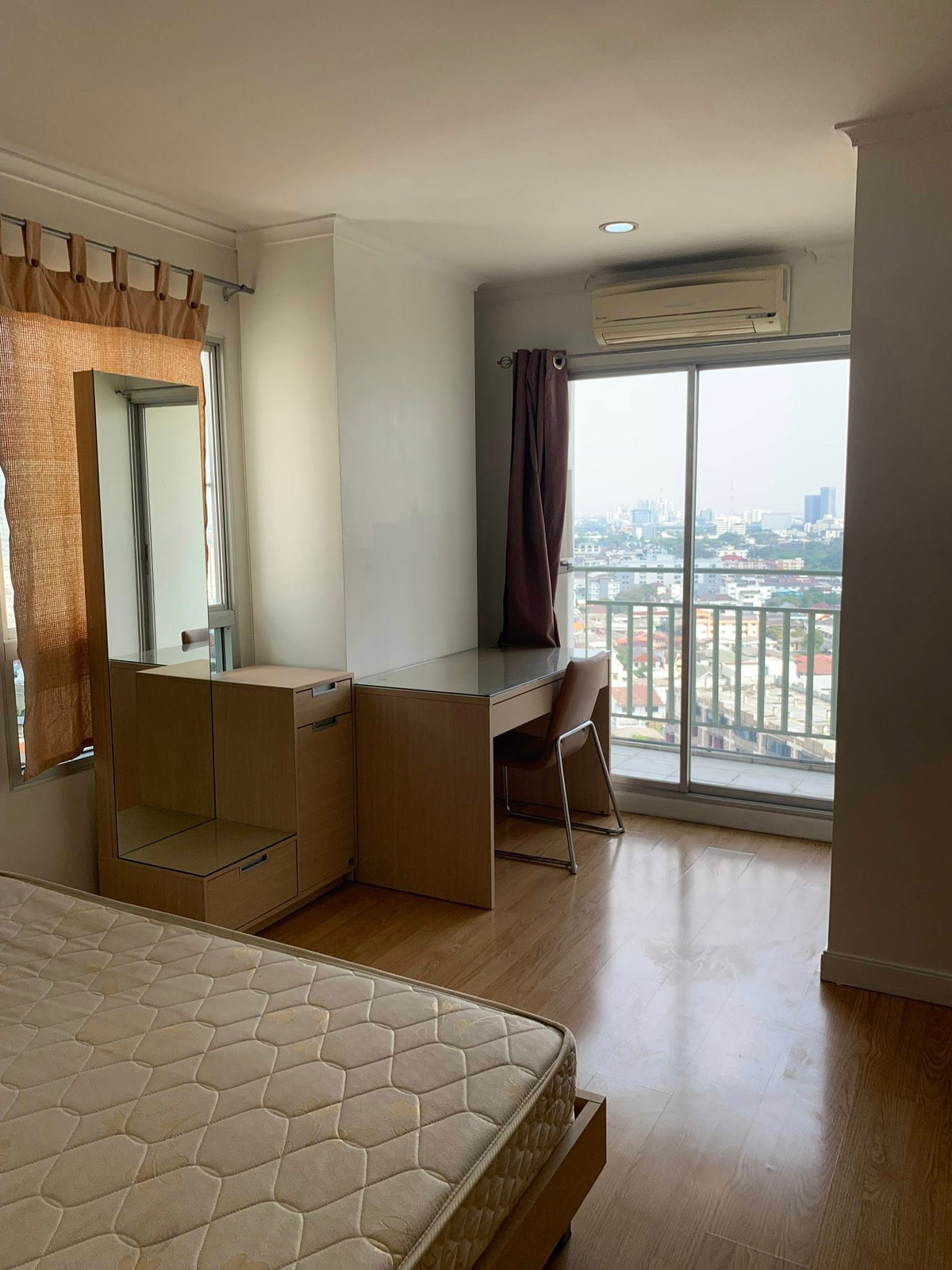 For RentCondoBang Sue, Wong Sawang, Tao Pun : Condo for Rent, Lumpini Ville Prachachuen Pongphet 1