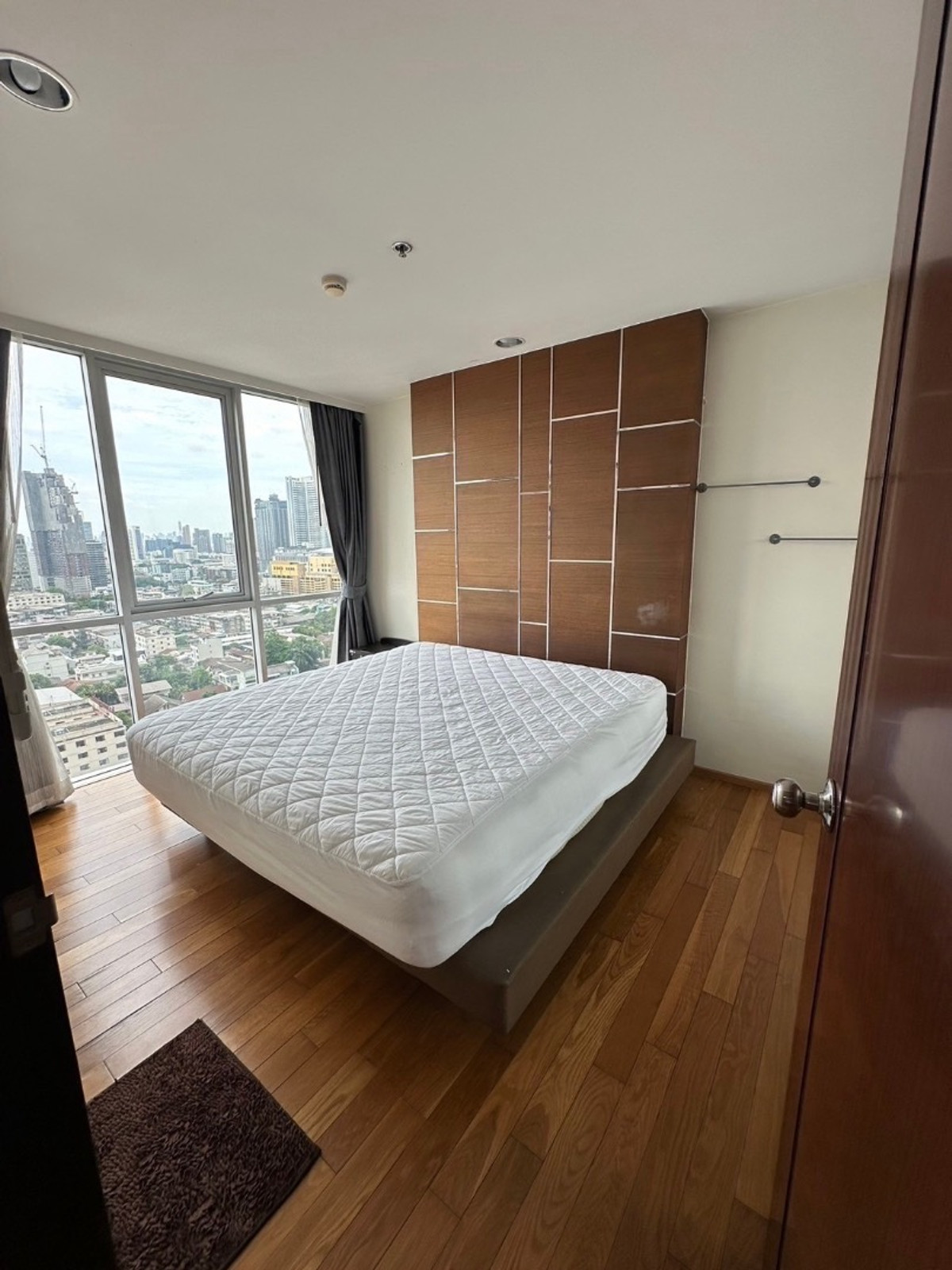 ขายคอนโดลาดพร้าว เซ็นทรัลลาดพร้าว : 🏢 The Line Phahonyothin Park (1 นอน) | ใกล้ BTS ห้าแยกลาดพร้าว  ราคา 3.99 ล้านบาท 📞: 065-626-5636 (คุณกี้)