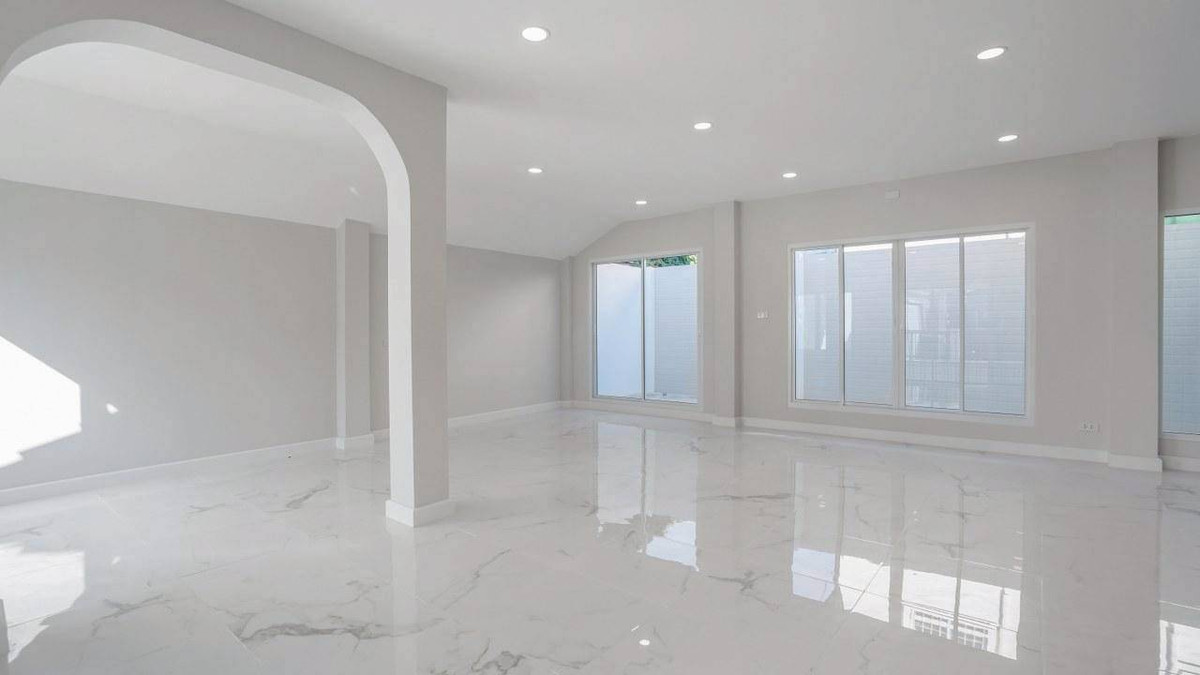 For SaleHouseKaset Nawamin,Ladplakao : Single house for sale, Parinyada Kaset-Nawamin Chaemchan project (corner house), Central Eastville, The Crystal Ekkamai-Ramindra,