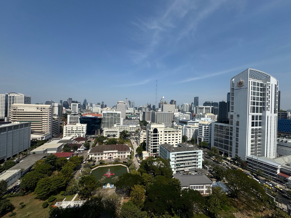 ขายคอนโดสยาม จุฬา สามย่าน : 🏙 For Sale: Culture Chula2 Bed, 1 Bath Size 56 sq.m.Closed kitchen Phat: 064-642-8664Nui: 094-624-2014