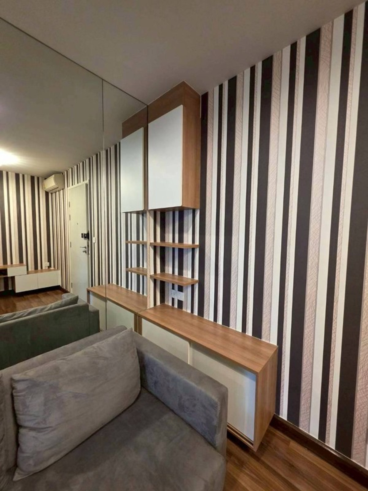 ขายคอนโดรัตนาธิเบศร์ สนามบินน้ำ พระนั่งเกล้า : 💖💖ขายห้องสวย Centric Tiwanon Station / 1 ห้องนอน ขนาด 32 ตรม ราคาเพียง 1.79 ล้านบาท// สนใจสอบถามได้นะคะ  LINE  ID = atfirm2010  💖💖