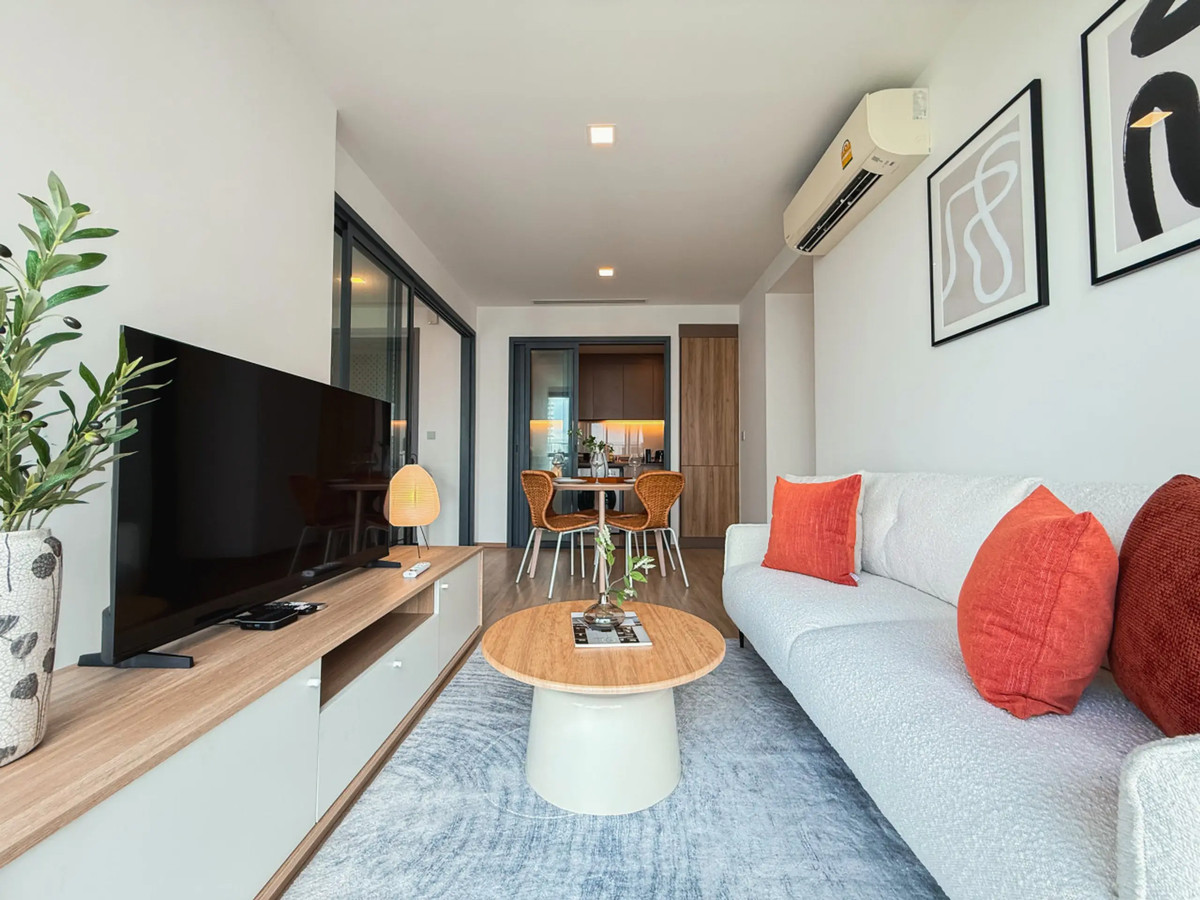 ให้เช่าคอนโดสุขุมวิท อโศก ทองหล่อ : คอนโดให้เช่า ทากะ เฮาส์ เอกมัย 12