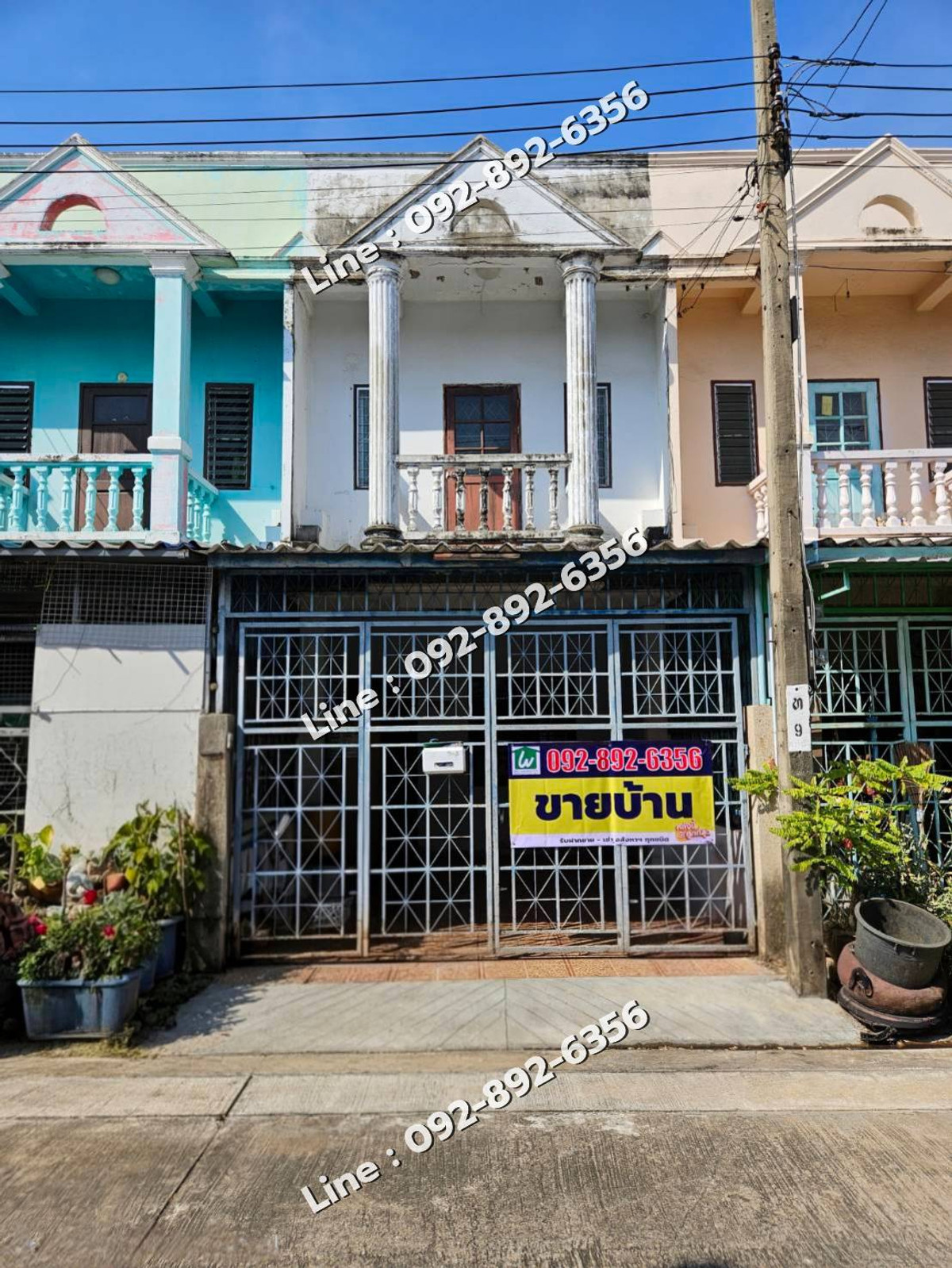 For SaleTownhomeBang kae, Phetkasem : For sale: 2-story townhouse, 17 sq m., Wang Thong Village, Phetkasem 77, south side, 3 bedrooms, 2 bathrooms.