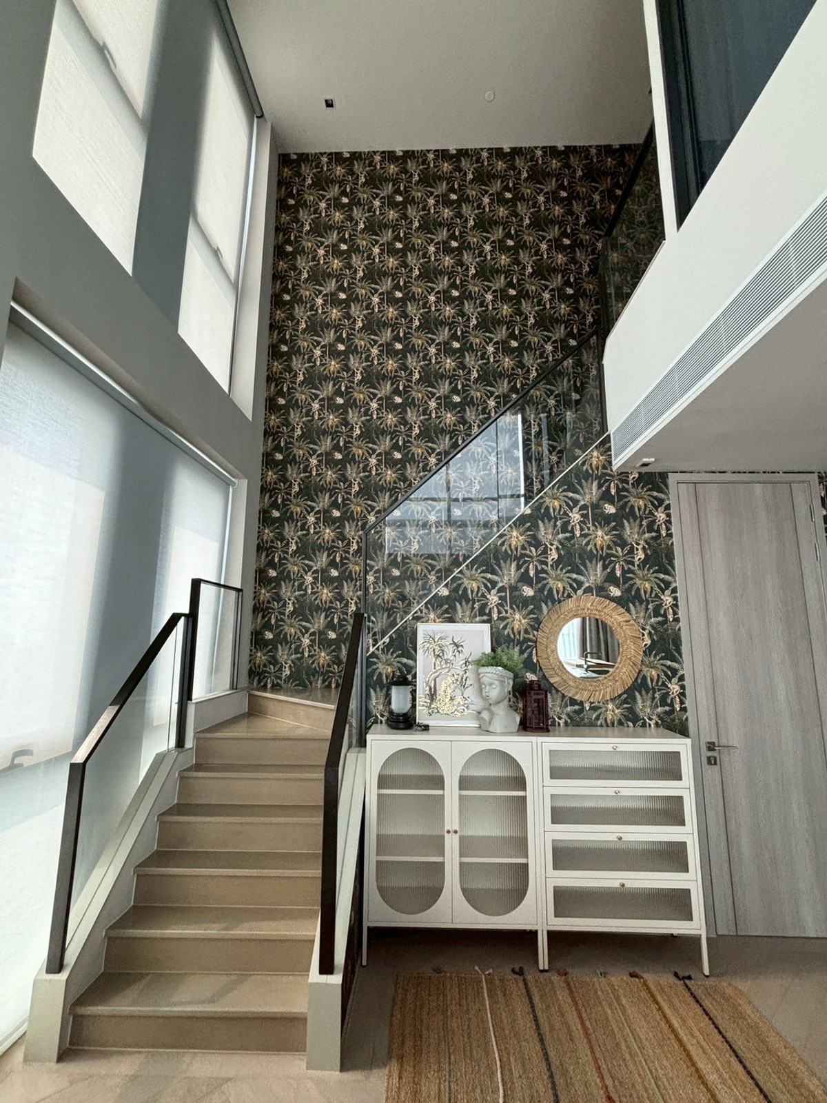 ขายคอนโดสาทร นราธิวาส : คอนโดห้อง Duplex 2 ห้องนอน ที่ The reserve sathorn , Contact 062-496-6454