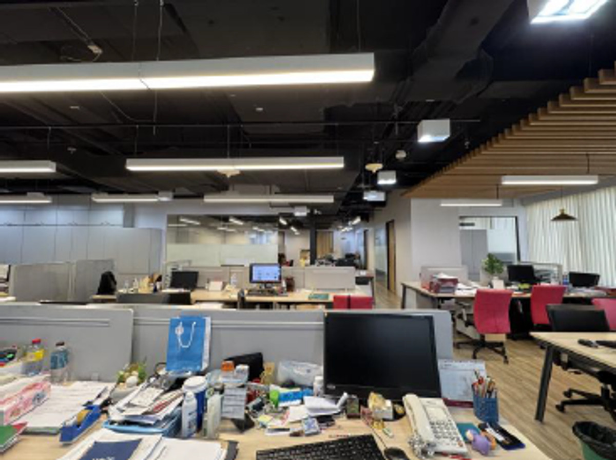 For RentOfficeSiam Paragon ,Chulalongkorn,Samyan : Office for Rent Siam Piwat Tower BTS Siam 353 sqm